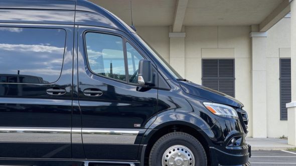 12 passenger sprinter van louisville