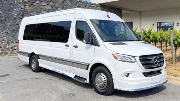 louisville wine tour sprinter van rental